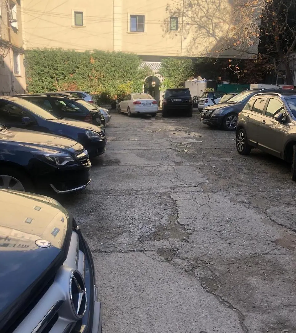 3M Urban Stay Tirana 0*,  Albania